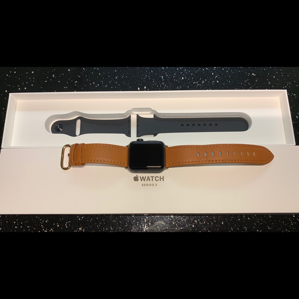 ❗️SOLD❗️Excellent Condition Apple Watch Series 3